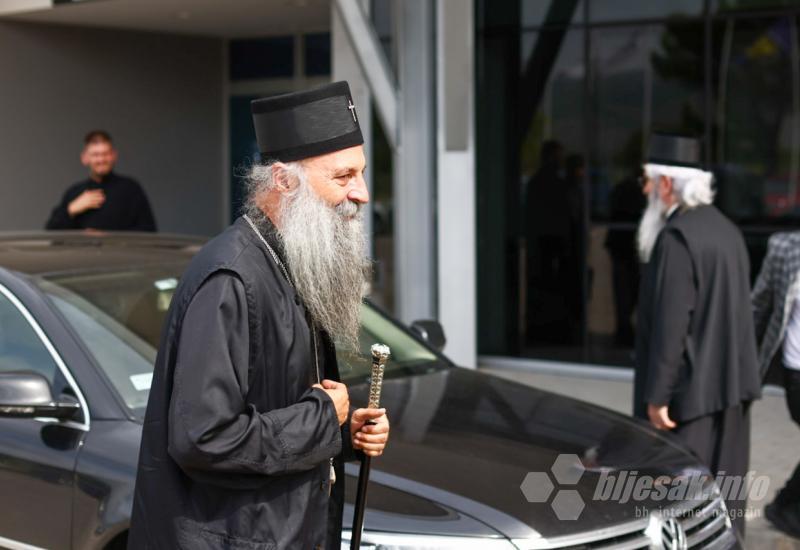 Srpski patrijarh Porfirije stigao je u posjet Mostaru - Srpski patrijarh Porfirije iz manastira Žitomislić uputio poruke ljubavi i mira
